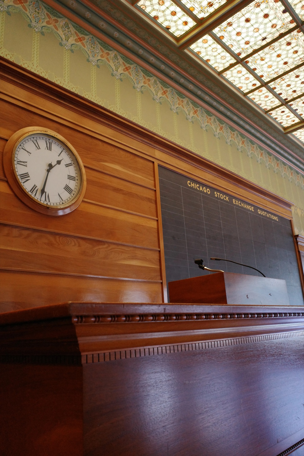 Trading Room clock